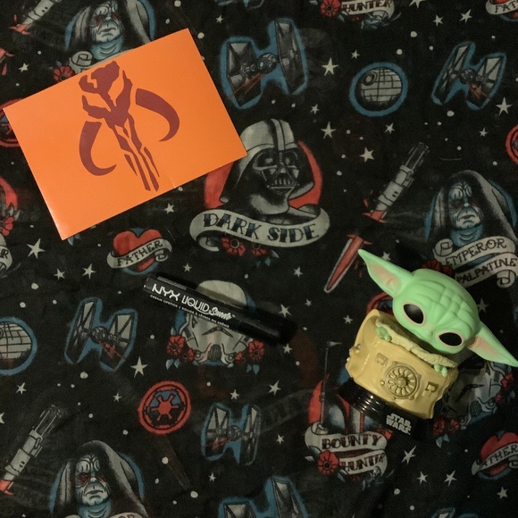NYX liquid suade - Alien - Picture 1 of 5